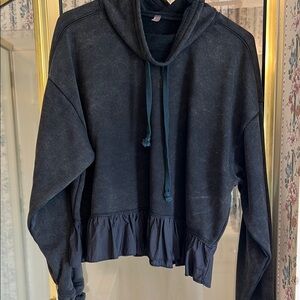 Free people sweatshirt size xs